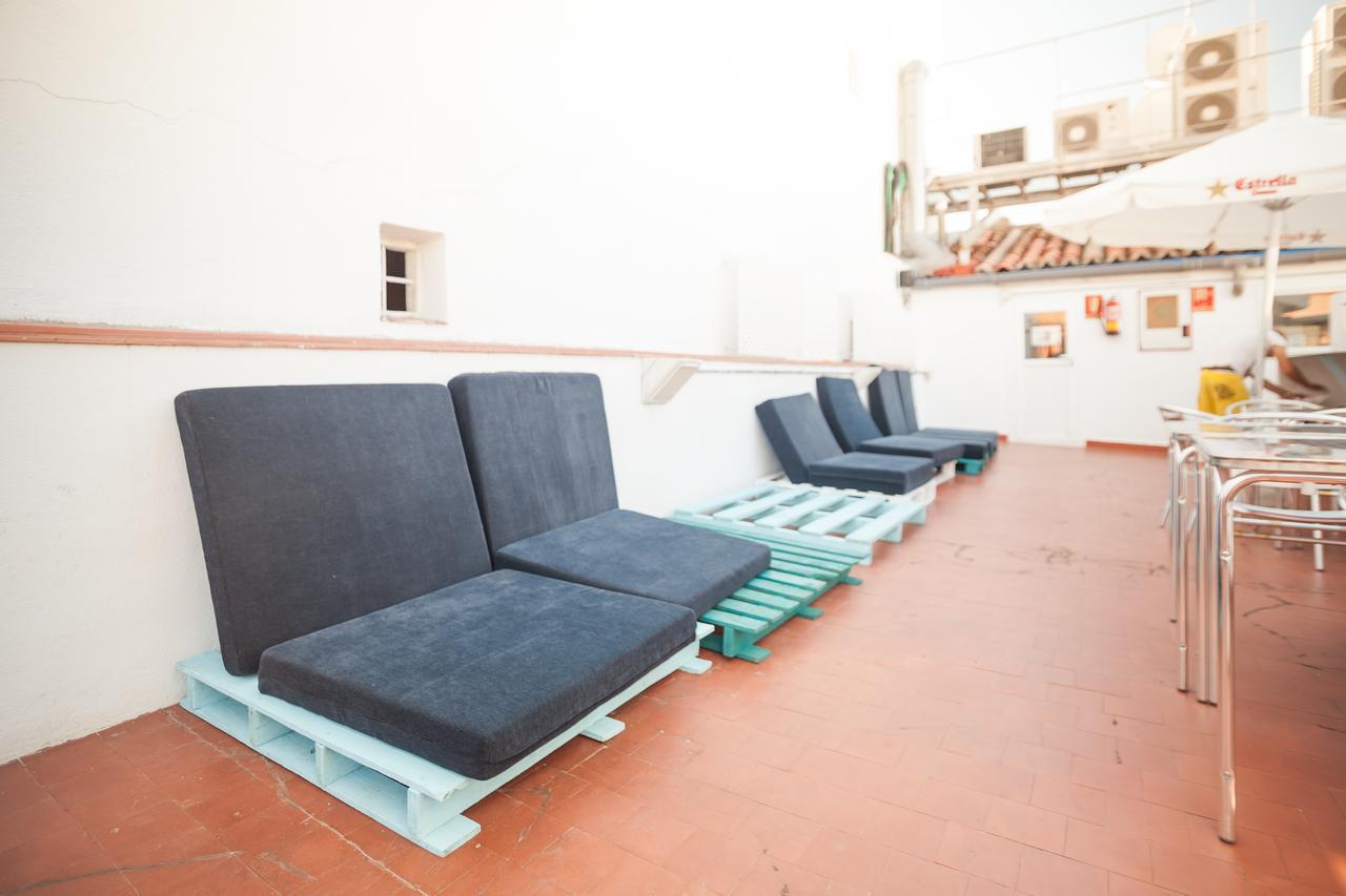 Cats Chill Out Hostel Madrid Exterior foto
