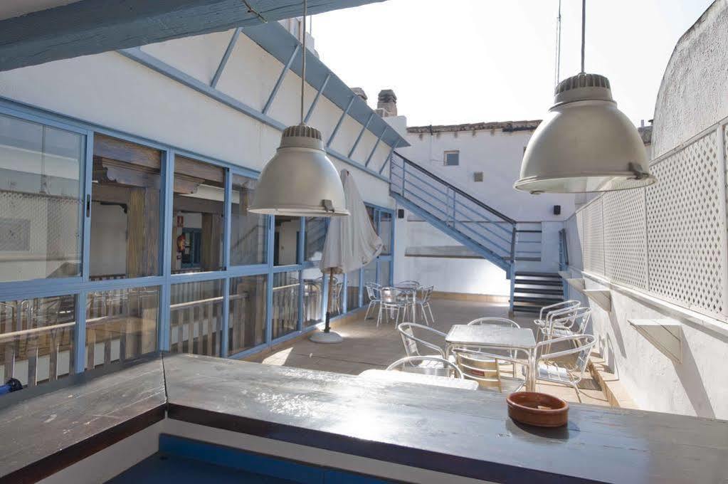Cats Chill Out Hostel Madrid Exterior foto